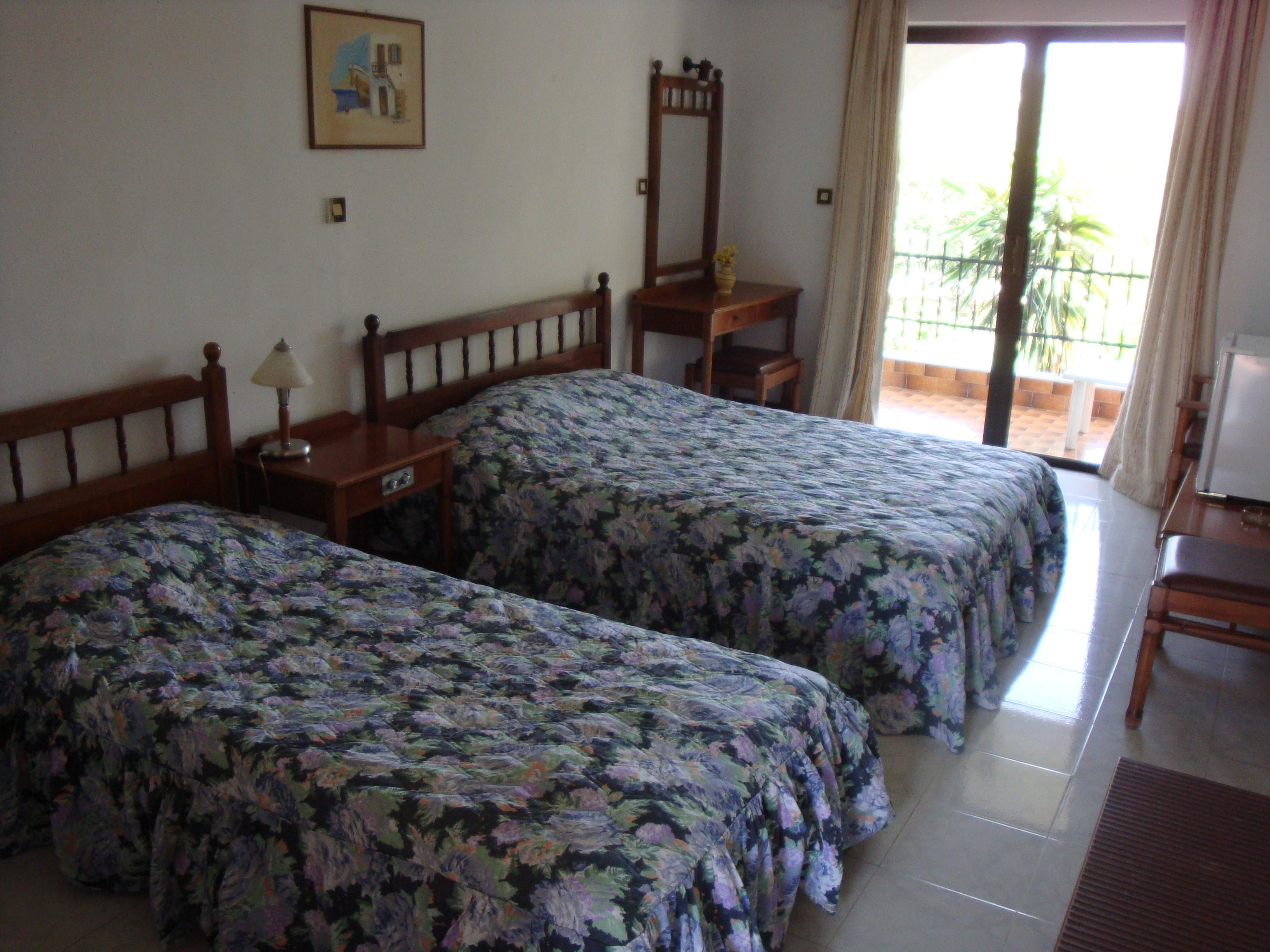 Oasis Hotel Bungalows Rhodes アファンドウ エクステリア 写真